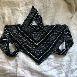 BANDANA TIE TOP